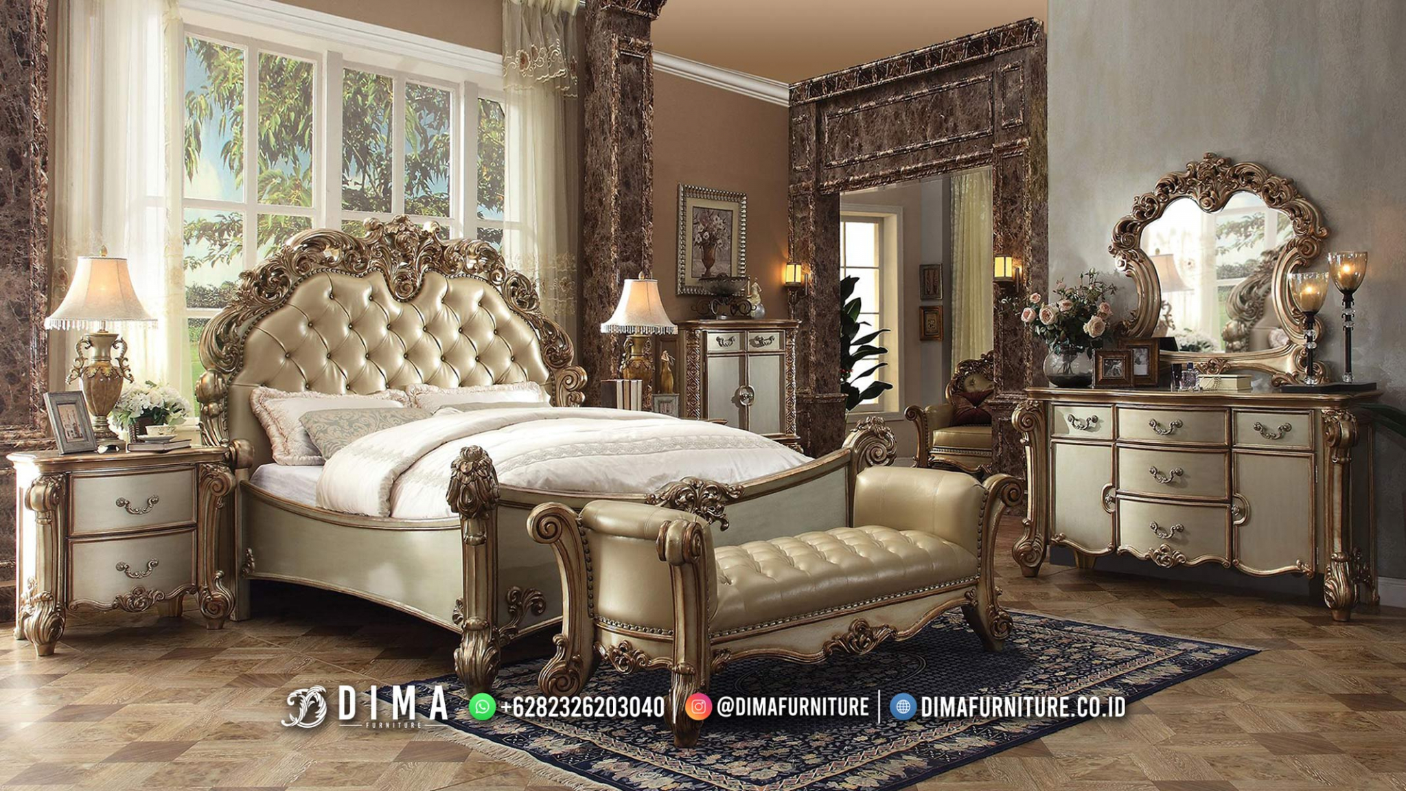 Set Tempat Tidur Klasik, Jual Kamar Set Mewah Modern Berkualitas BM153